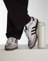 http://www.antjepeters.com/files/gimgs/th-185_Adidas040635 1-2.jpg